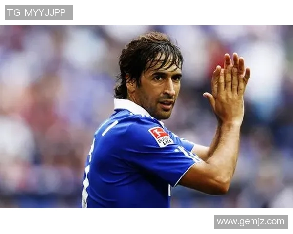 足球明星与电影传奇交汇的精彩瞬间与不为人知的故事