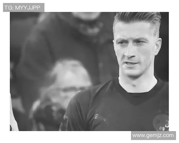 足球明星带特的魅力与影响力如何改变全球足球文化与青少年发展 足球明星带特的魅力与影响力如何改变全球足球文化与青少年发展